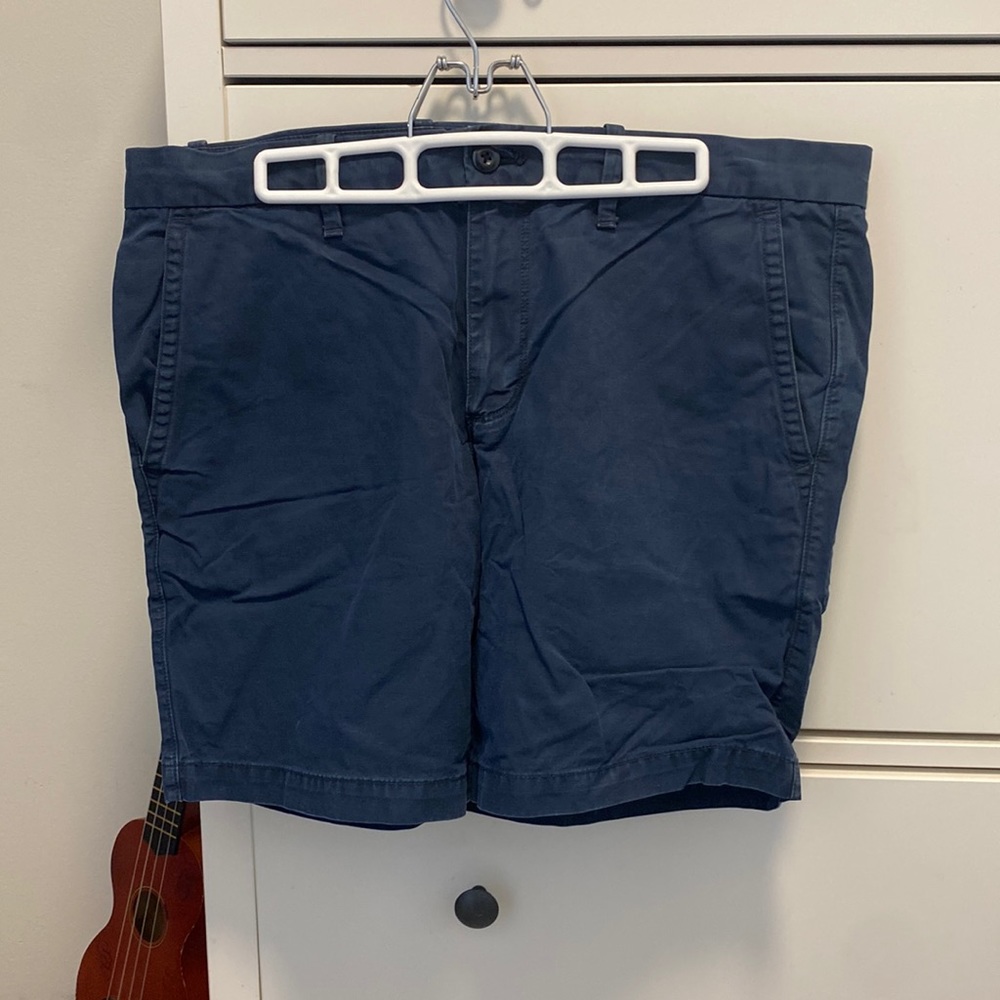 Mens 34 waist gap blue shorts 2 pairs